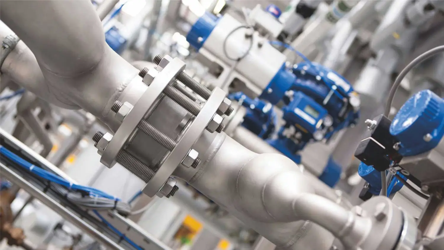 flexible metal pipe joints in plant